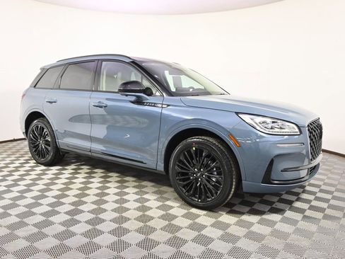 New 2026 Lincoln Corsair Reserve w/ Jet Appearance Package image 8