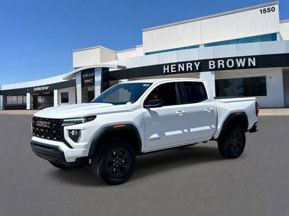 Used 2025 GMC Canyon Elevation