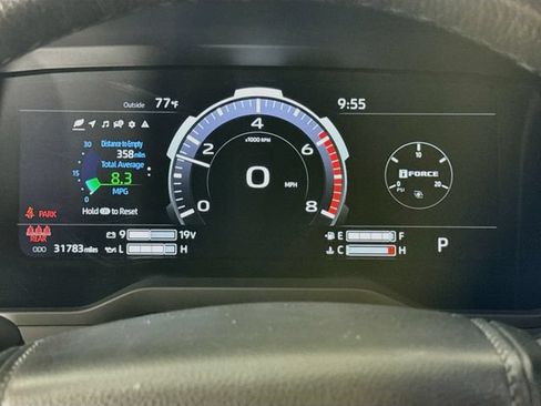 Used 2024 Toyota Tundra Limited AWD/4WD image 12