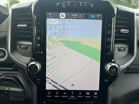 Used 2023 RAM 3500 Laramie image 33