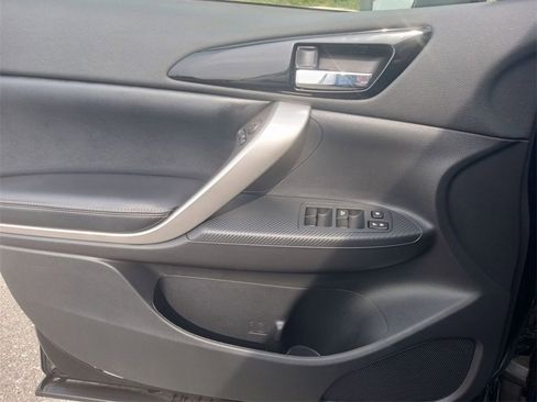 Used 2025 Mitsubishi Eclipse Cross SE image 16