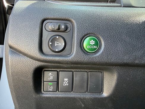 Used 2022 Honda Pilot Special Edition image 12