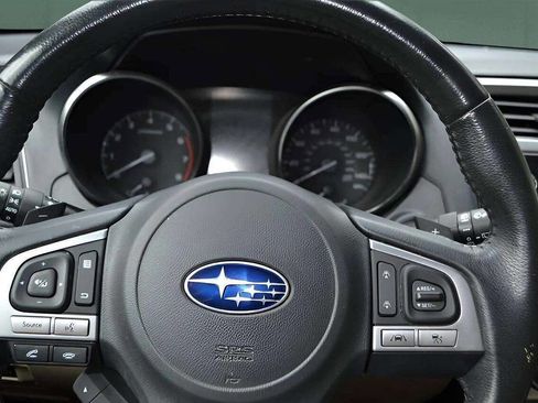 Used 2017 Subaru Outback 2.5i Limited image 17