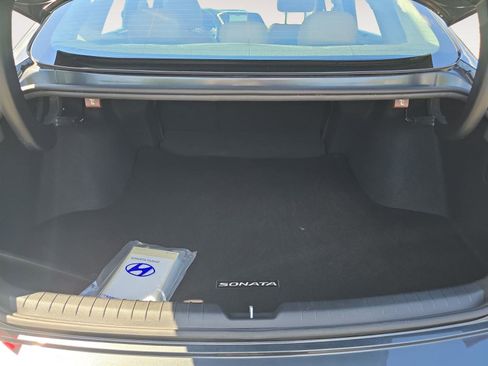Used 2022 Hyundai Sonata Limited FWD image 14