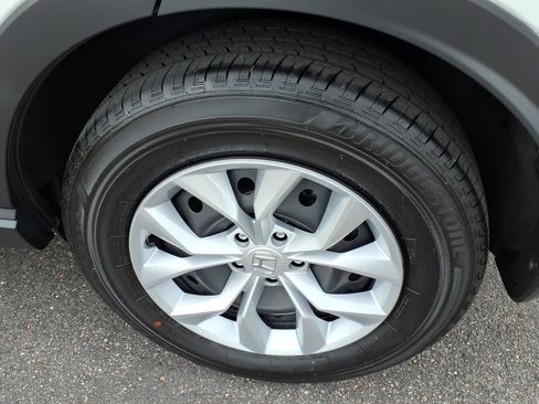 Used 2023 Honda CR-V LX image 13