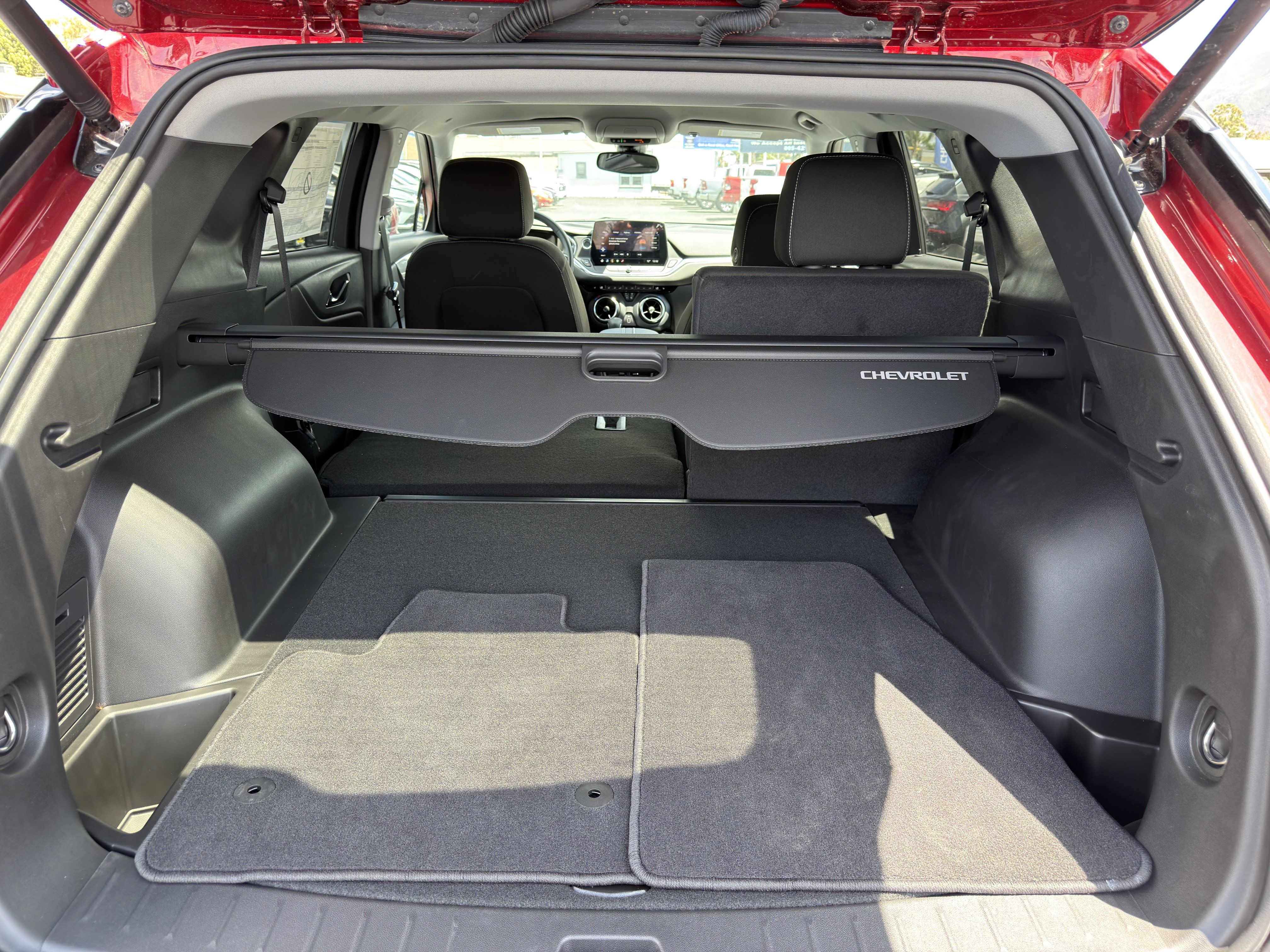 New 2025 Chevrolet Blazer LT w/ Convenience Package FWD image 15