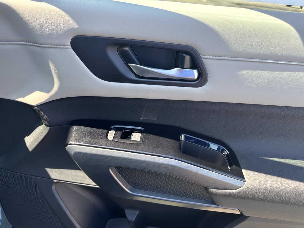 New 2026 Nissan Pathfinder SL FWD image 18