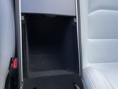 Used 2023 Tesla Model 3 Performance image 32