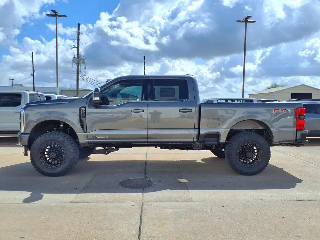 New 2026 Ford F250 Lariat w/ Chrome Package AWD/4WD image 3