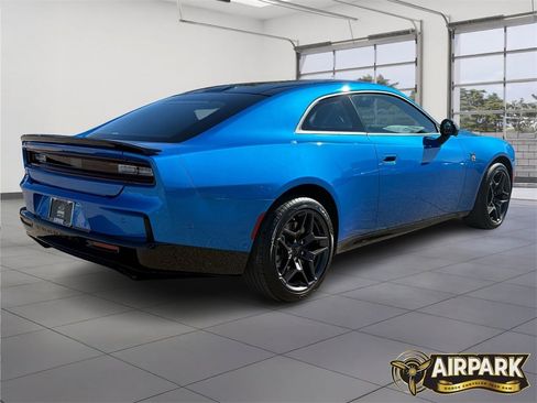 New 2026 Dodge Charger Scat Pack image 4