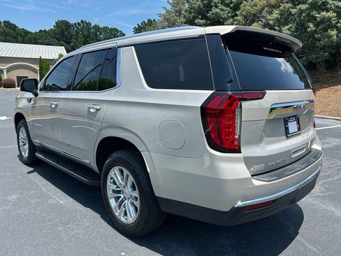 Used 2022 GMC Yukon SLT w/ SLT Luxury Package RWD image 18