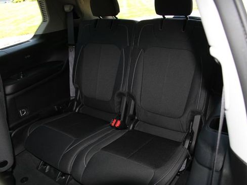 Used 2023 Jeep Grand Cherokee L Laredo w/ Luxury Tech Group I image 31