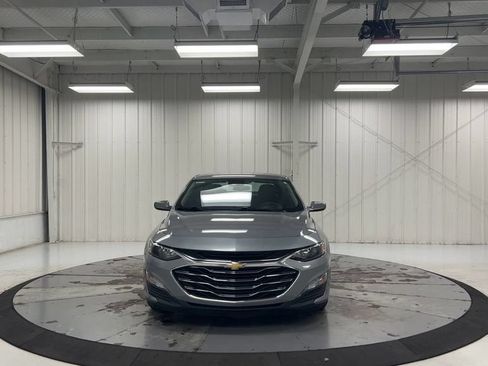 Used 2023 Chevrolet Malibu LT FWD image 3