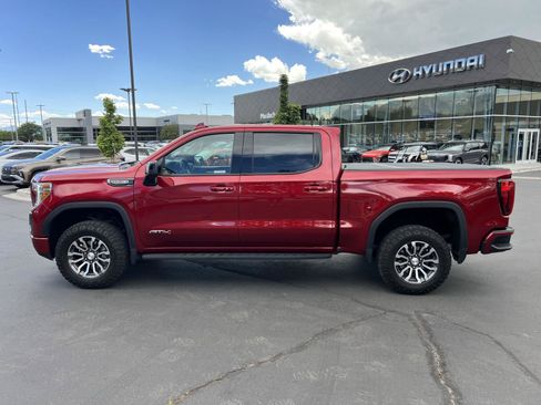 Used 2022 GMC Sierra 1500 AT4 w/ AT4 Premium Package AWD/4WD image 12