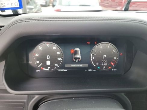 Used 2024 Land Rover Defender 130 X image 1