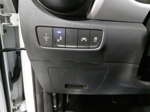 Used 2020 Hyundai Kona Limited image 27