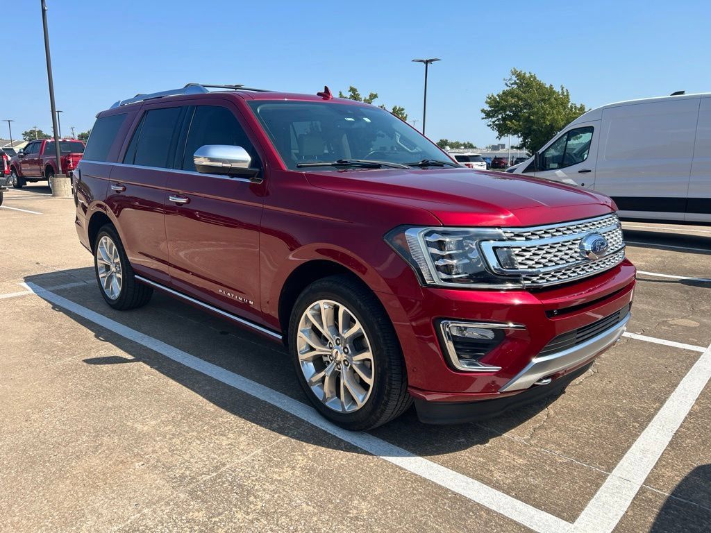 Used 2019 Ford Expedition Platinum AWD/4WD image 4