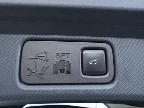 Used 2022 Ford Mustang Mach-E Premium RWD image 39