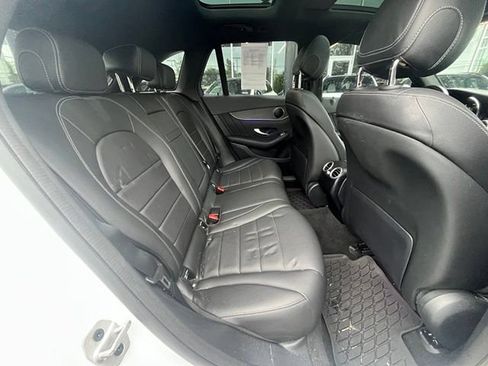 Used 2022 Mercedes-Benz GLC 300 4MATIC image 12