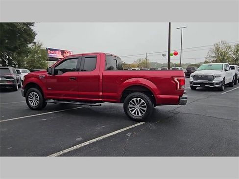 Used 2015 Ford F150 XLT w/ Equipment Group 302A Luxury image 27