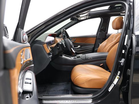 Used 2019 Mercedes-Benz Maybach S 560 4MATIC image 16