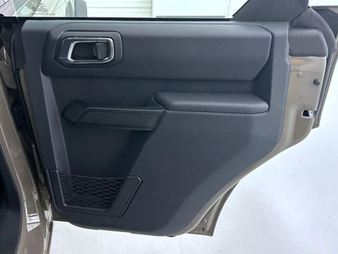 New 2025 Ford Bronco 4-Door image 17