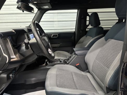 Used 2021 Ford Bronco Outer Banks image 8