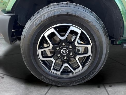 Used 2024 Ford Bronco Outer Banks image 28