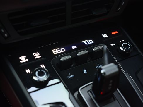 Certified 2025 Porsche 911 Carrera S RWD image 22
