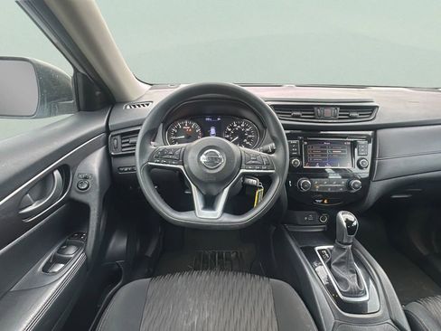 Used 2020 Nissan Rogue S FWD image 19