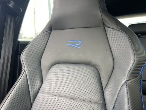 Used 2024 Volkswagen Golf R 2.0T image 22