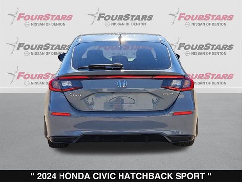 Used 2024 Honda Civic Sport image 5