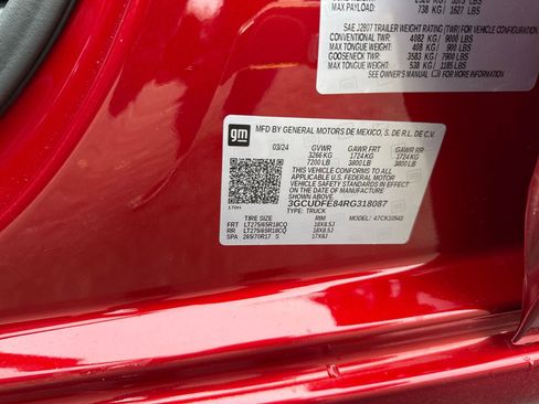 Used 2024 Chevrolet Silverado 1500 LT Trail Boss w/ Convenience Package II image 30