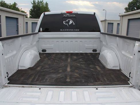 Used 2018 Ford F150 XLT w/ Equipment Group 302A Luxury AWD/4WD image 11