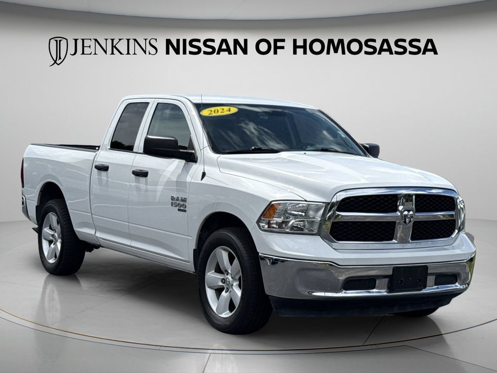 Used 2024 RAM 1500 Classic SLT AWD/4WD image 1
