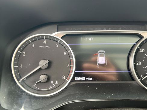 Used 2023 Nissan Pathfinder SL w/ SL Premium Package AWD/4WD image 5