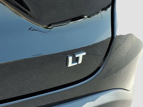 Used 2025 Chevrolet Trax LT FWD image 10