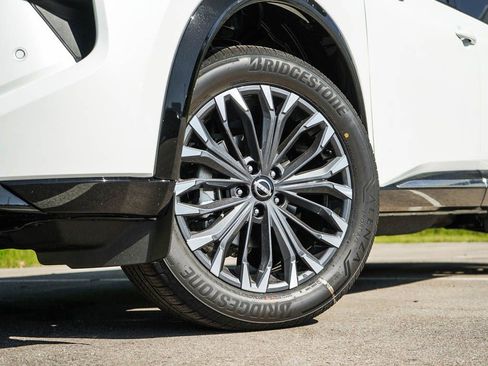 New 2026 Nissan Rogue Platinum image 6