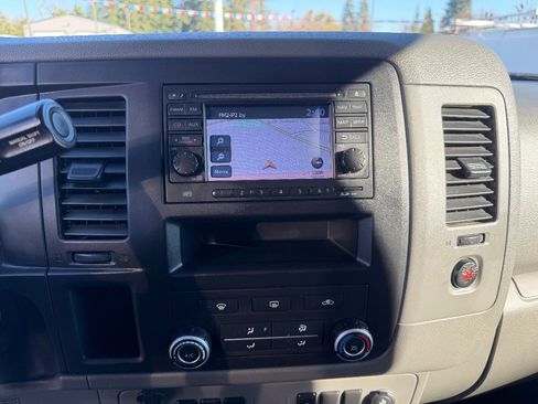 Used 2012 Nissan NV 2500 SV w/ Technology Pkg image 18