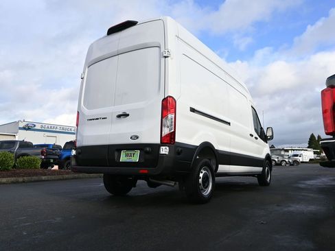 New 2026 Ford Transit 250 148 High Roof image 7