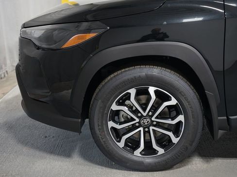 New 2026 Toyota Corolla Cross SE image 5