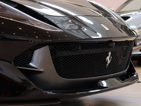 Certified 2020 Ferrari 812 Superfast RWD image 9
