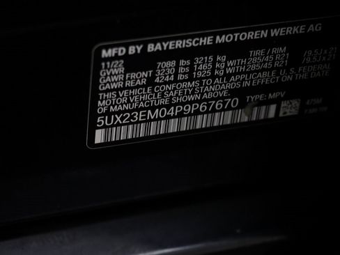 Certified 2023 BMW X7 xDrive40i w/ Parking Assistance Package image 23