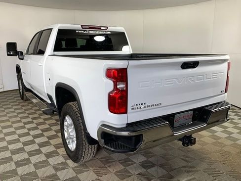 Used 2024 Chevrolet Silverado 2500 LT AWD/4WD image 7