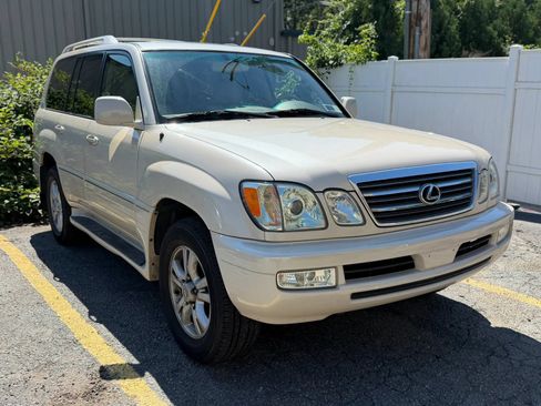 Used 2005 Lexus LX 470 4WD image 1