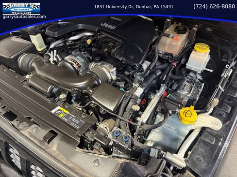 Used 2020 Jeep Gladiator Sport w/ Quick Order Package 24S image 9