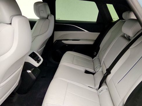 Used 2026 Cadillac Lyriq Sport AWD/4WD image 21