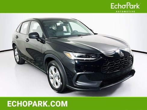 Used 2025 Honda HR-V LX image 1