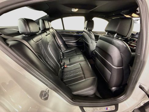 Used 2019 BMW 540i w/ M Sport Package RWD image 27
