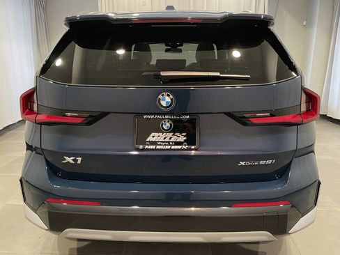 New 2026 BMW X1 xDrive28i w/ Convenience Package AWD/4WD image 5